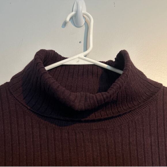 Nike West Knit Turtleneck Sweater with Pleated Satin – Purple, Women’s Large - Picture 3 of 6